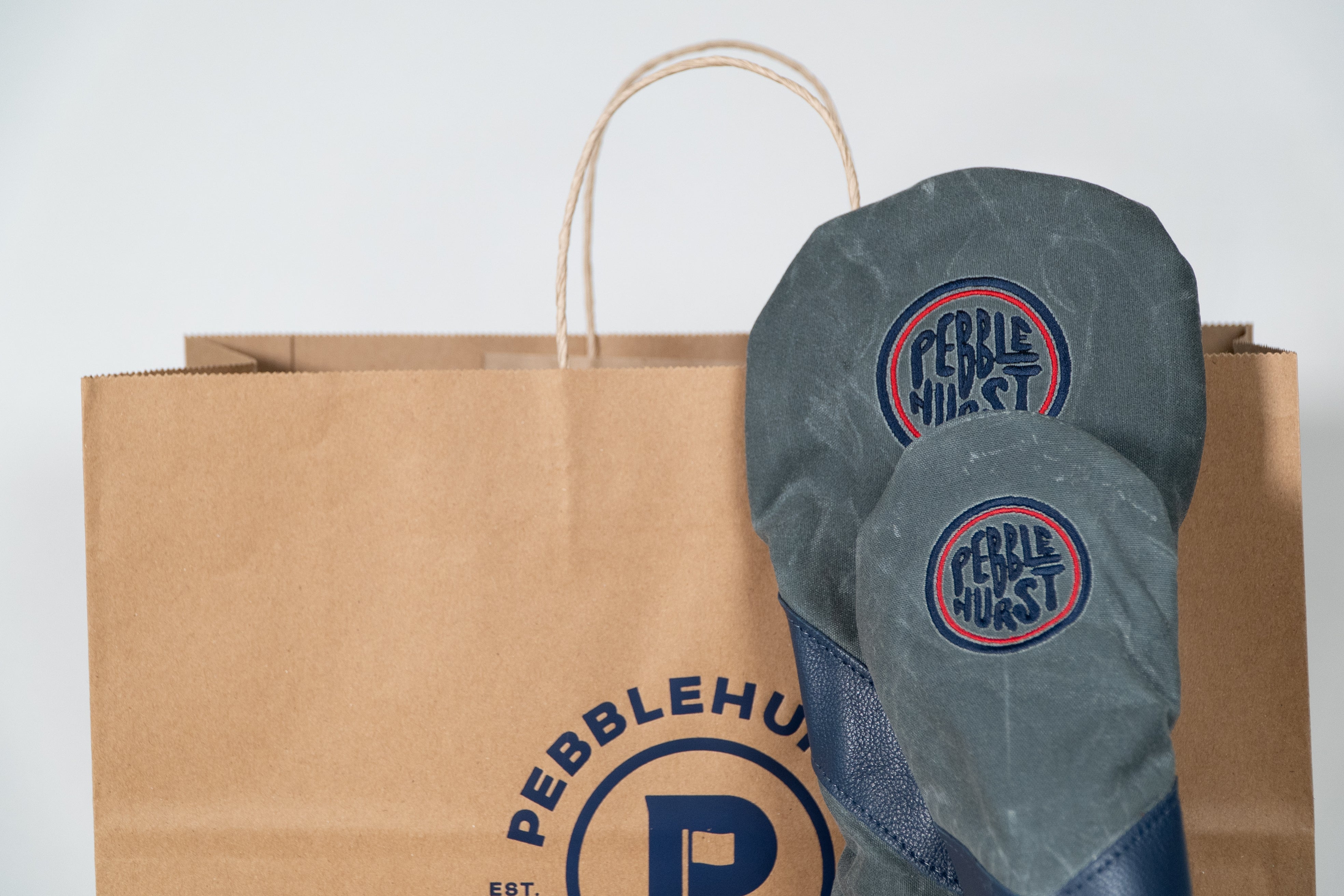 Pebblehurst + Winston Collection - V Stripe "Pebblehurst" Headcover