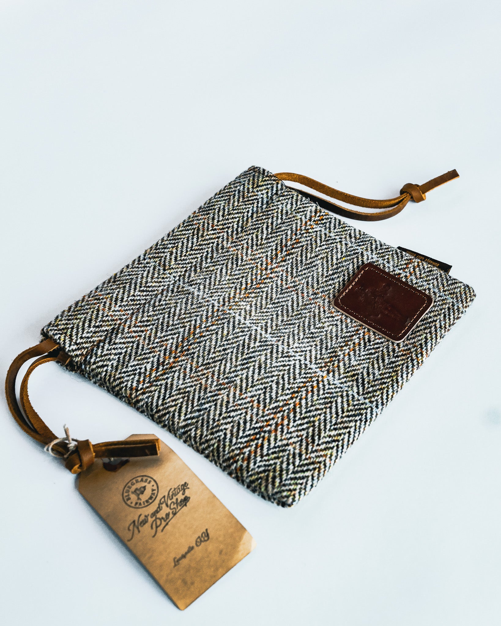 Bluegrass Fairway - Harris Tweed Drawstring Valuables Pouch