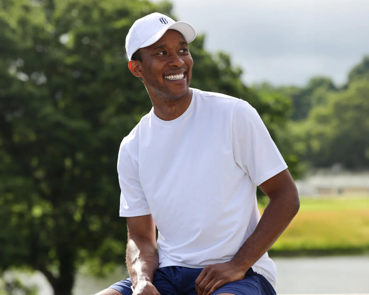 Holderness & Bourne - The Mason T-Shirt w/ Walker Logo