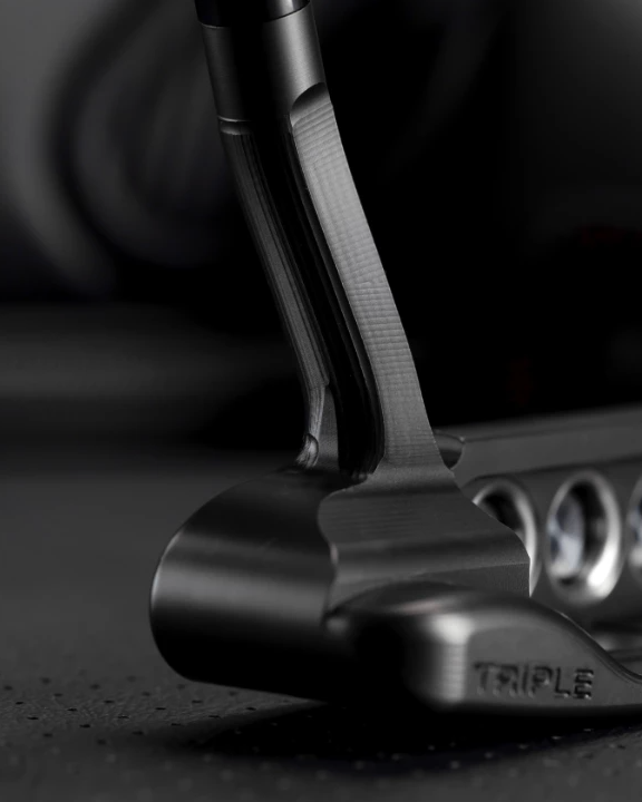 Scotty Cameron - Triple Black Santa Fe LTD