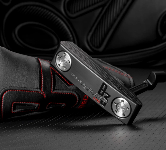 Scotty Cameron - Triple Black Newport 2 LTD 35"