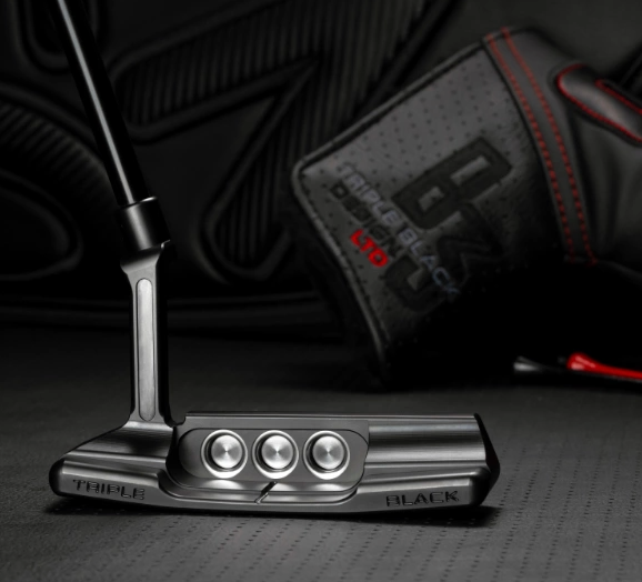 Scotty Cameron - Triple Black Newport 2 LTD 35"