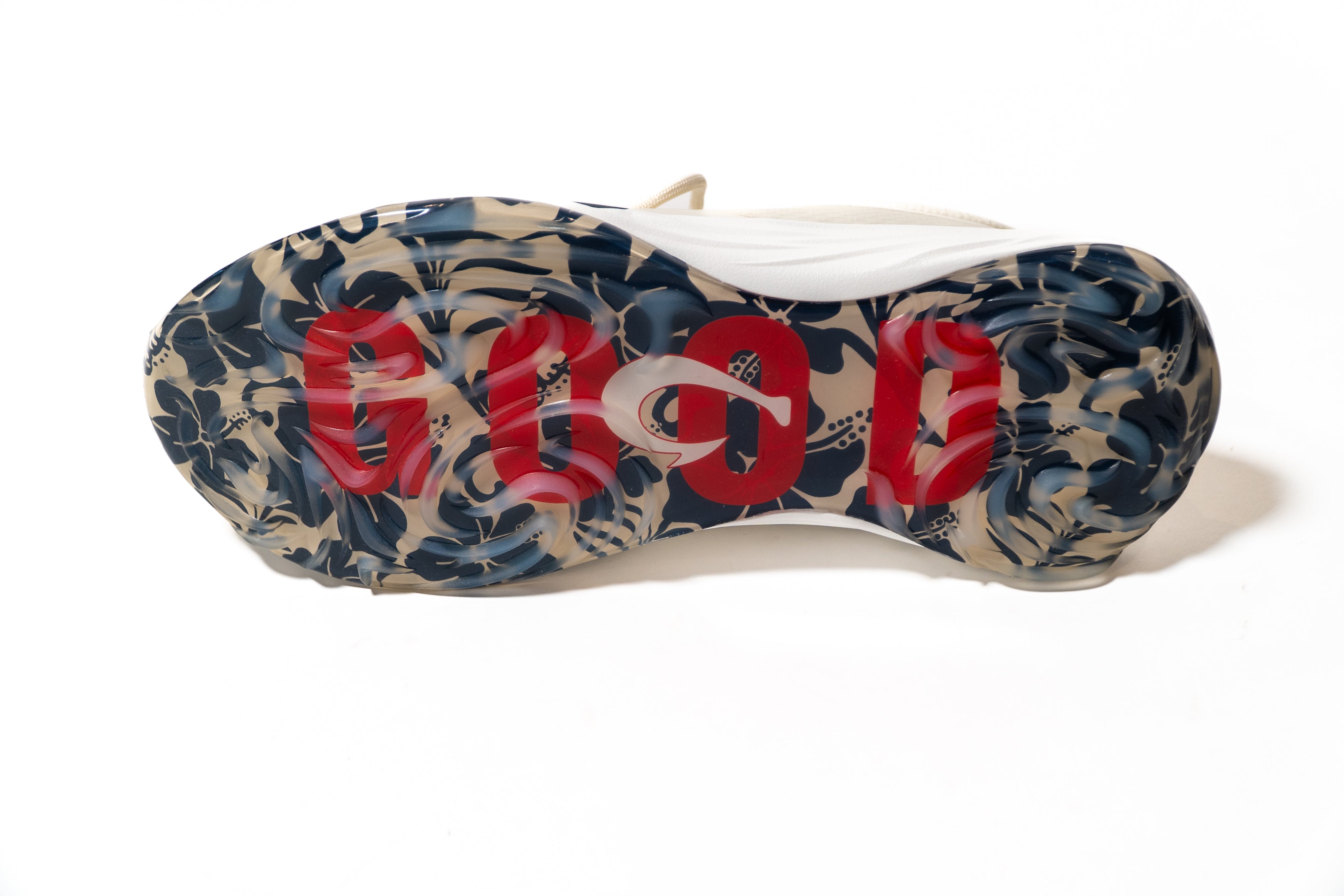 Olukai - Mākena (White Sand)