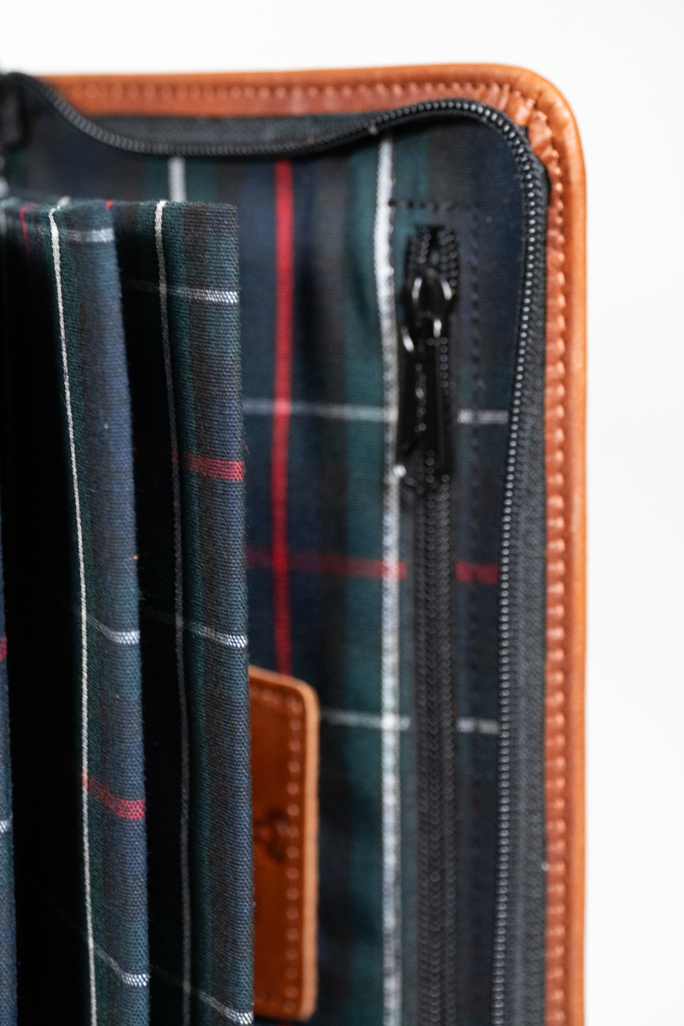 Pebblehurst - Winston Glove Stash Book (Premium Pull Up Leather)