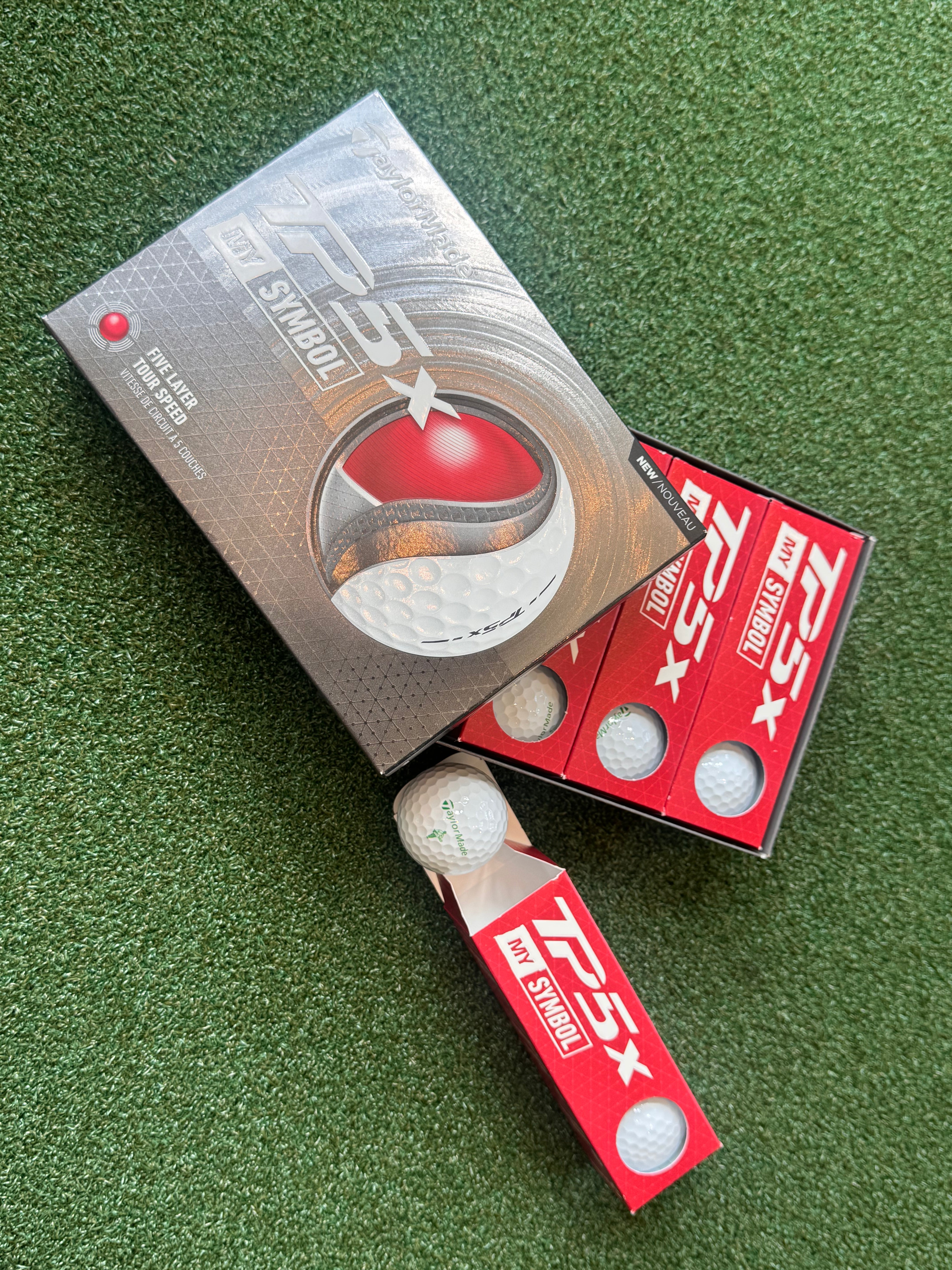 TaylorMade - TP5x MySymbol Pebblehurst Walker Logo