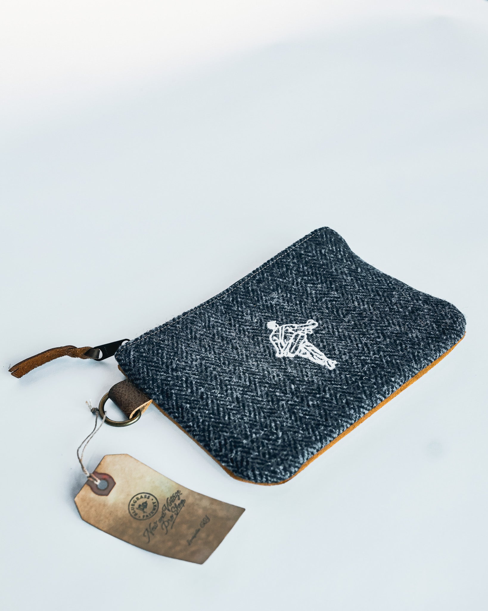 Bluegrass Fairway - Harris Tweed Zippered Valuable Pouch